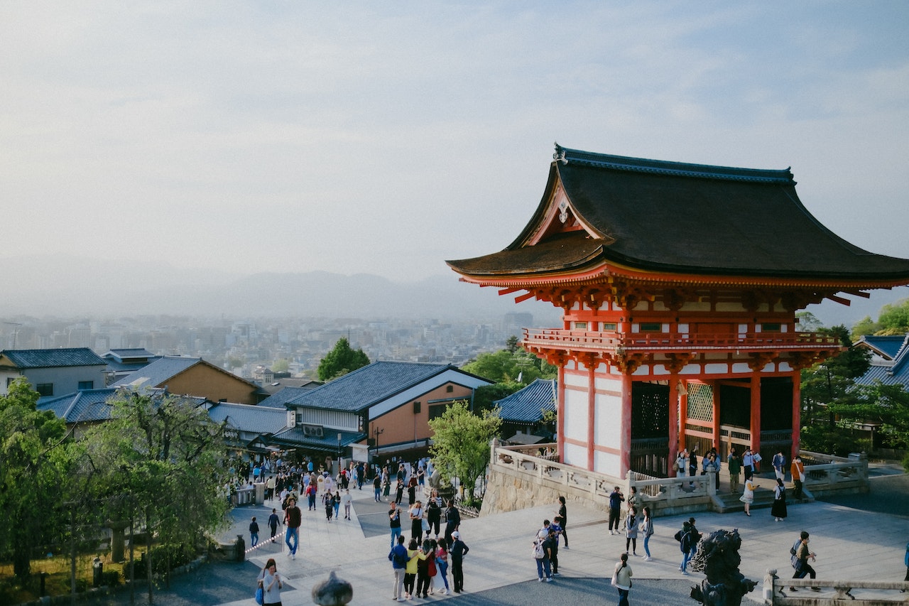 Kiyomizu-Dera Niomon Gate Temple in Kyoto